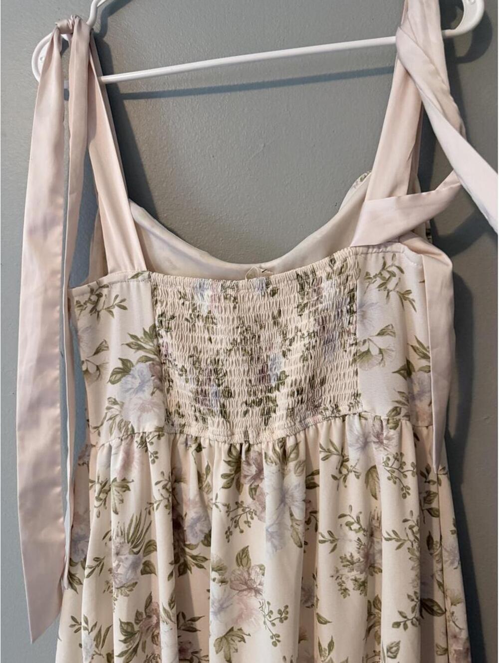 MINE A-line midi dress with floral print in cream & white, - Picture 6 of 8